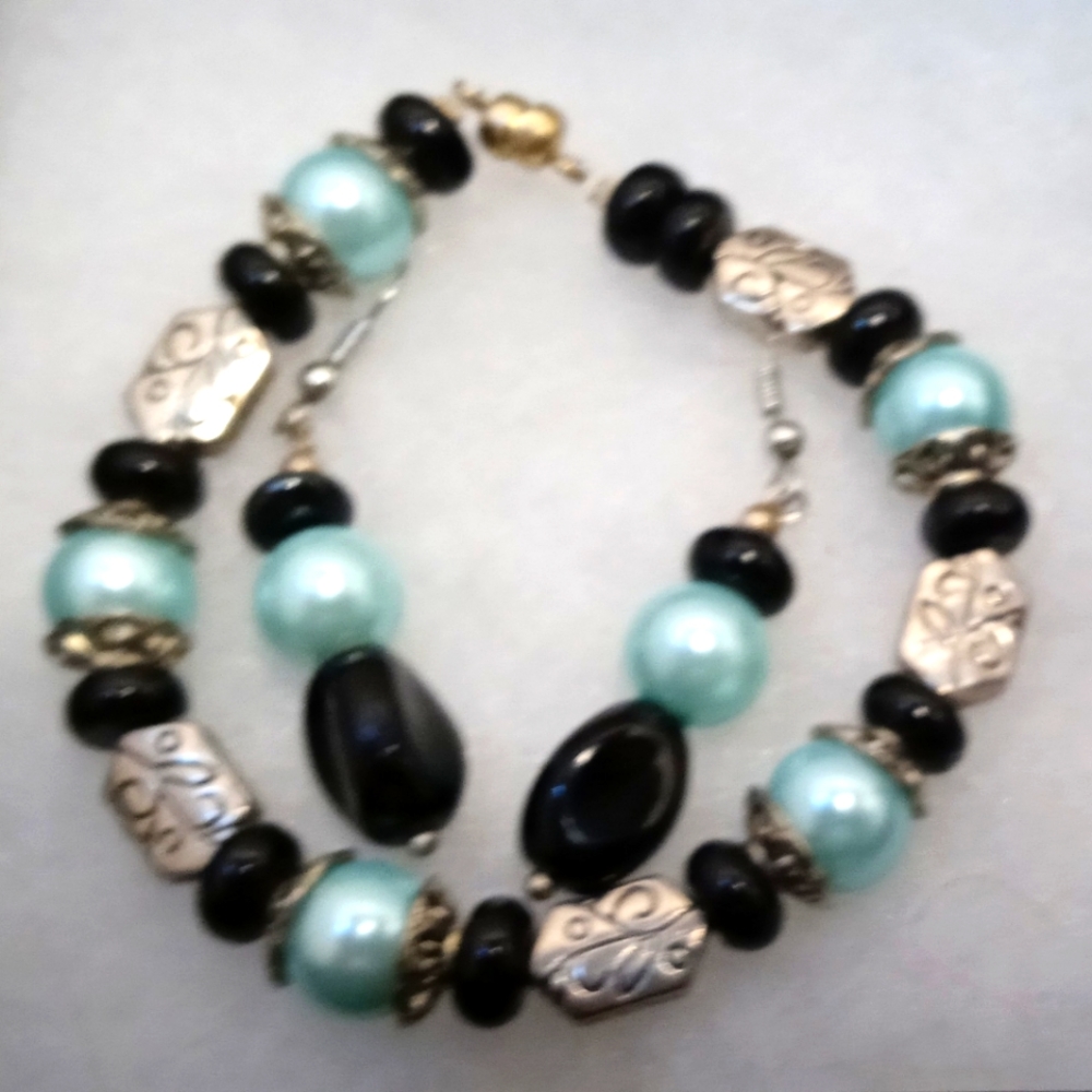 Bracelet with earrings